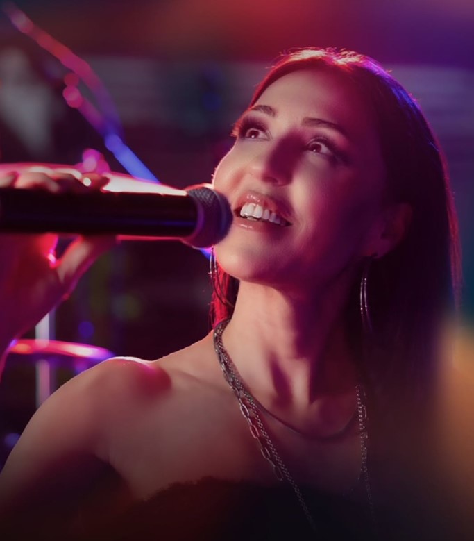 Şehnaz Sam